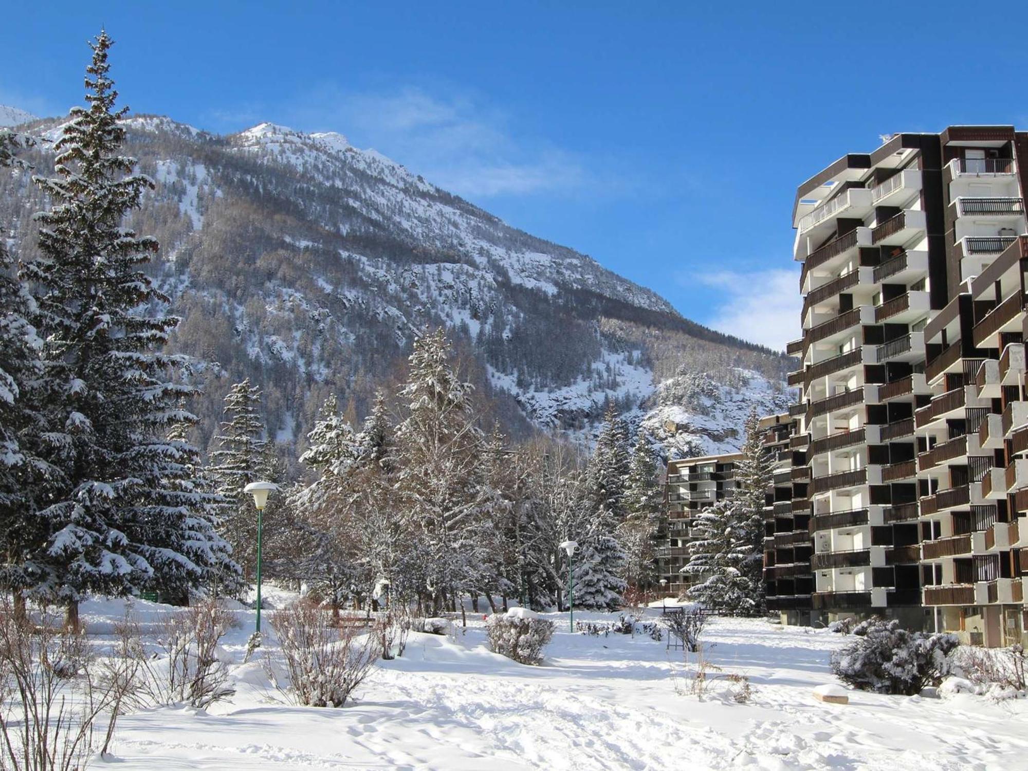 Appartement La Salle-les-Alpes, 2 pièces, 6 personnes - FR-1-330F-88 Serre Chevalier Extérieur photo